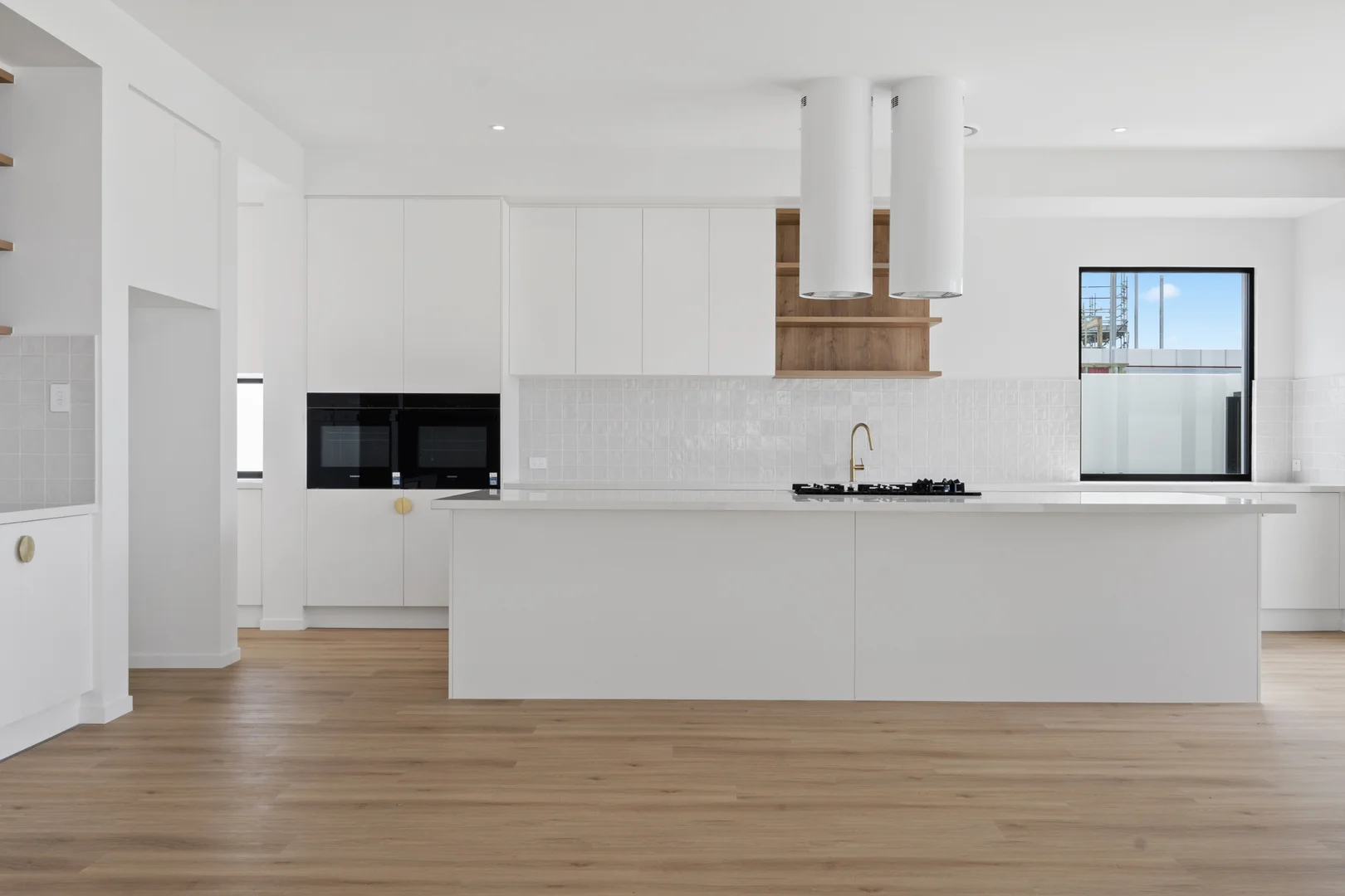 Additional image 8 of 8 Lake Serenity Boulevard, Helensvale QLD 4212