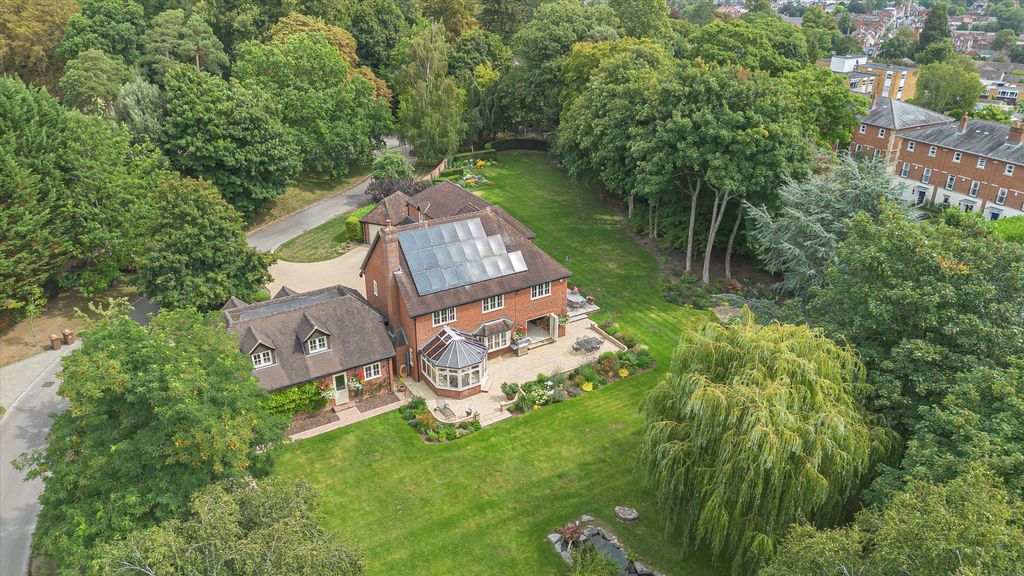 Additional image 44 of 7 bed detached house for saleParkside, Henley-On-Thames, Oxfordshire RG9