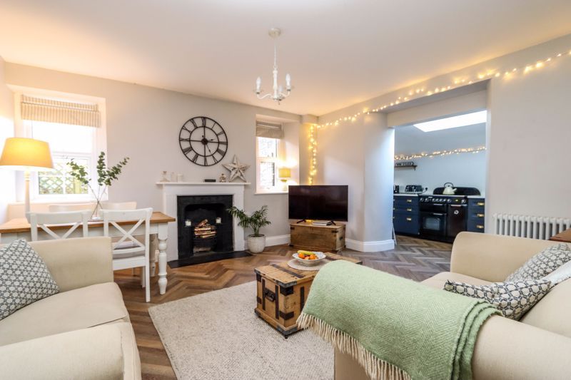 Additional image 2 of 3 bed flat for saleHill Road, Clevedon BS21