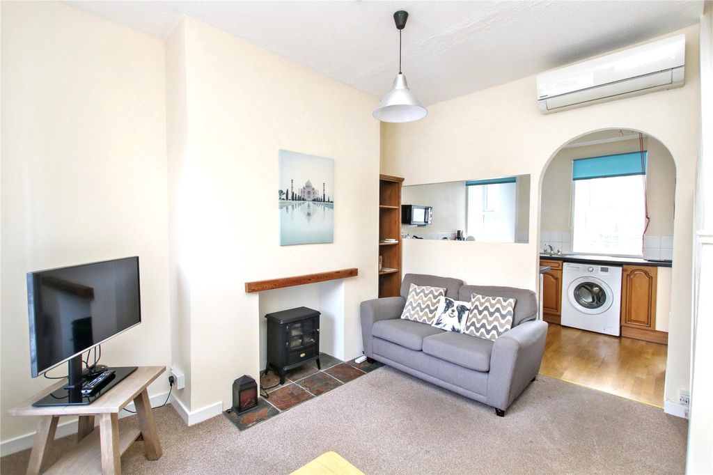 Additional image 4 of 1 bed flat for saleLaing Street, Kirkwall KW15