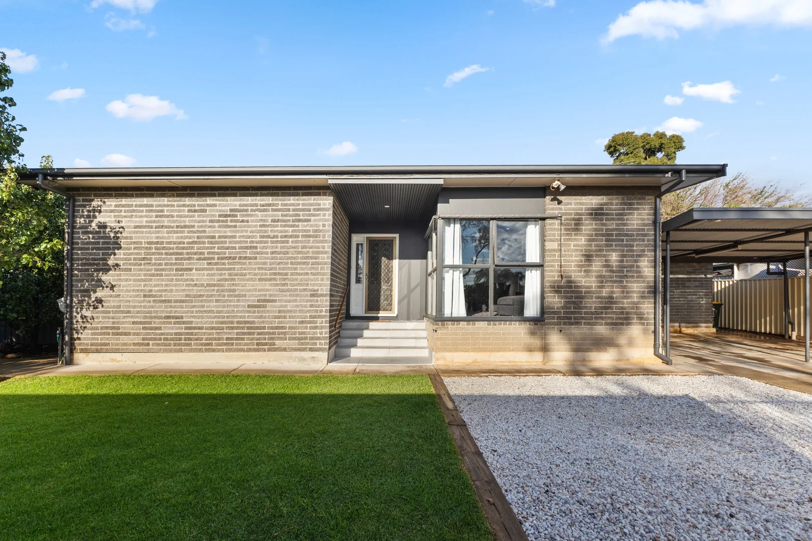 21 Myall Road, Para Hills SA 5096