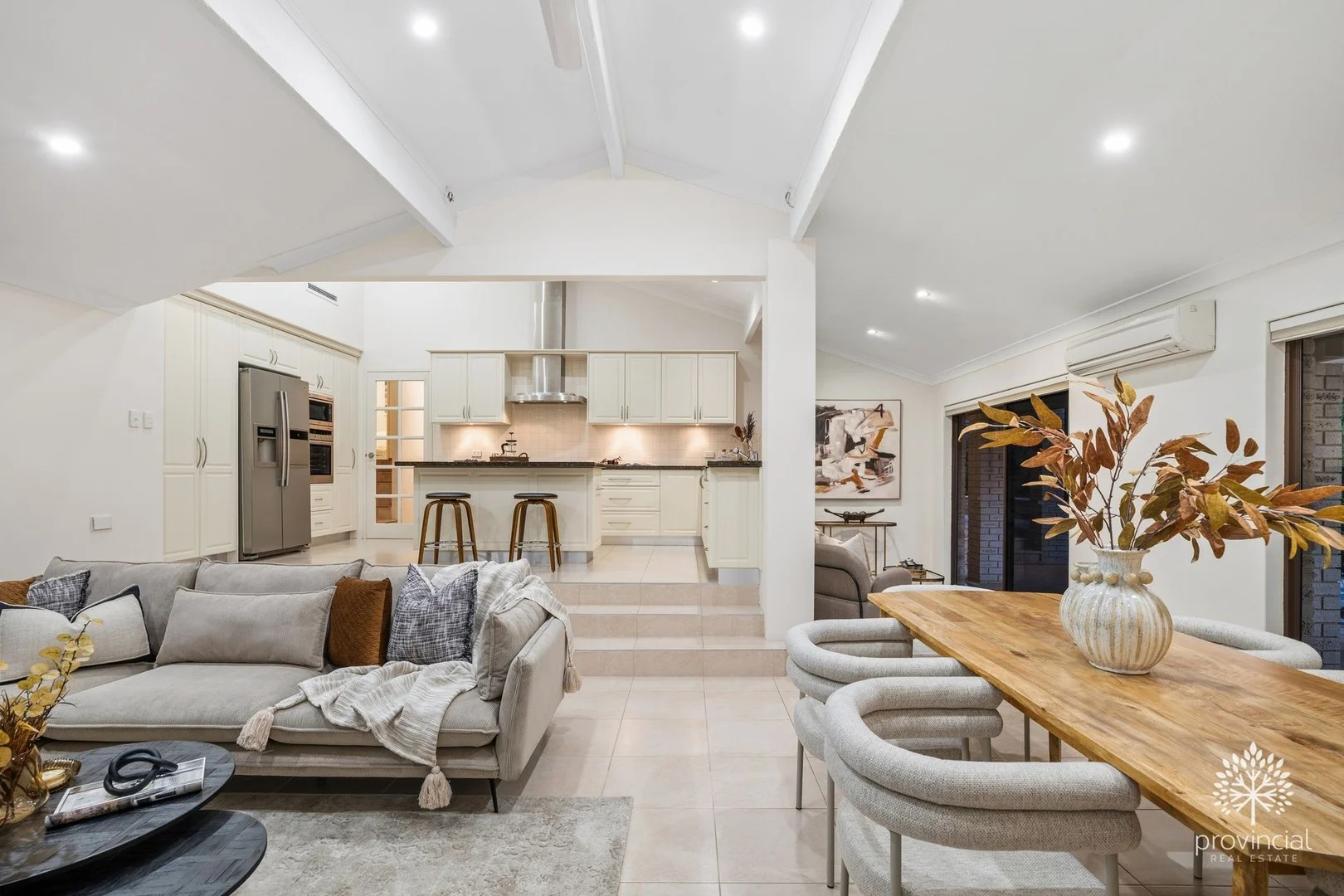 38 Lansdowne Road, Gooseberry Hill WA 6076