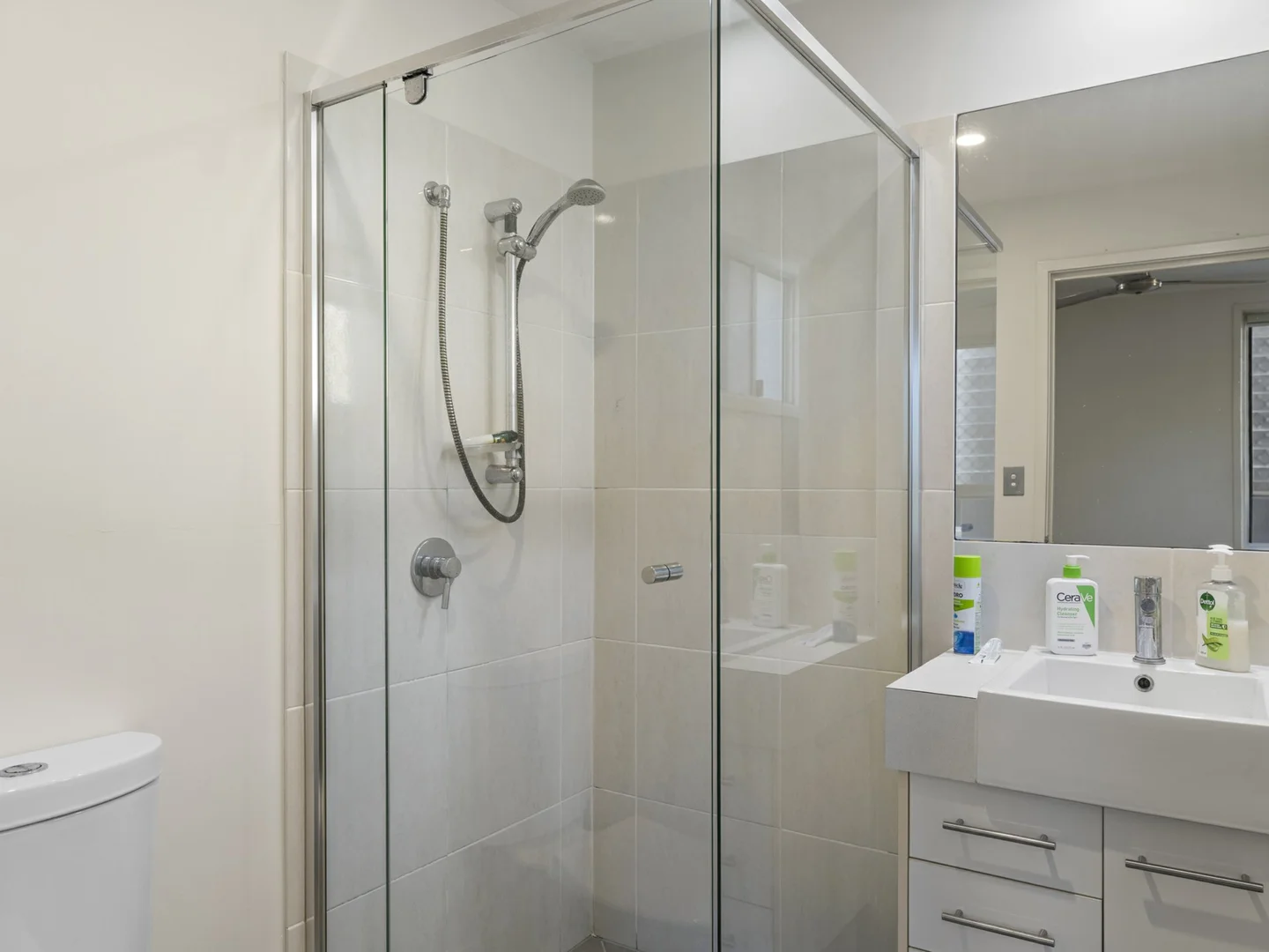 Additional image 12 of 3/119 Macquarie Street, St Lucia QLD 4067