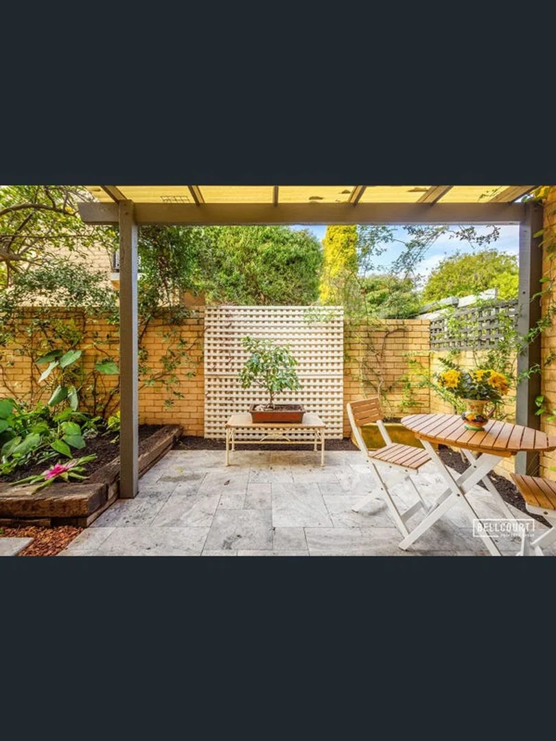 Additional image 13 of 2/10 Aberdare Rd, Shenton Park WA 6008