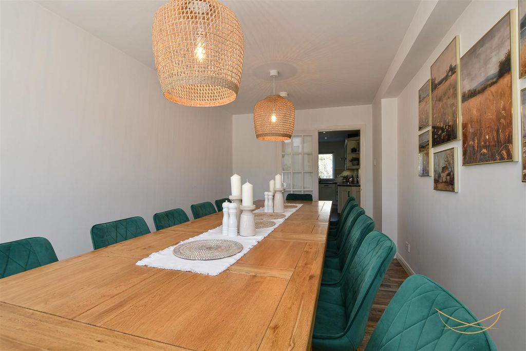 Additional image 23 of 5 bed detached house for saleHydepark Close, Newtownabbey BT36