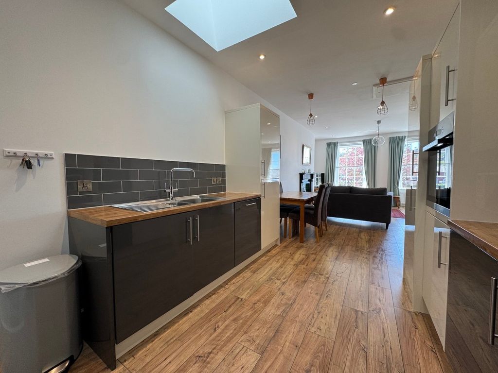 Additional image 13 of 2 bed flat for saleNorth Road, Aberaeron SA46