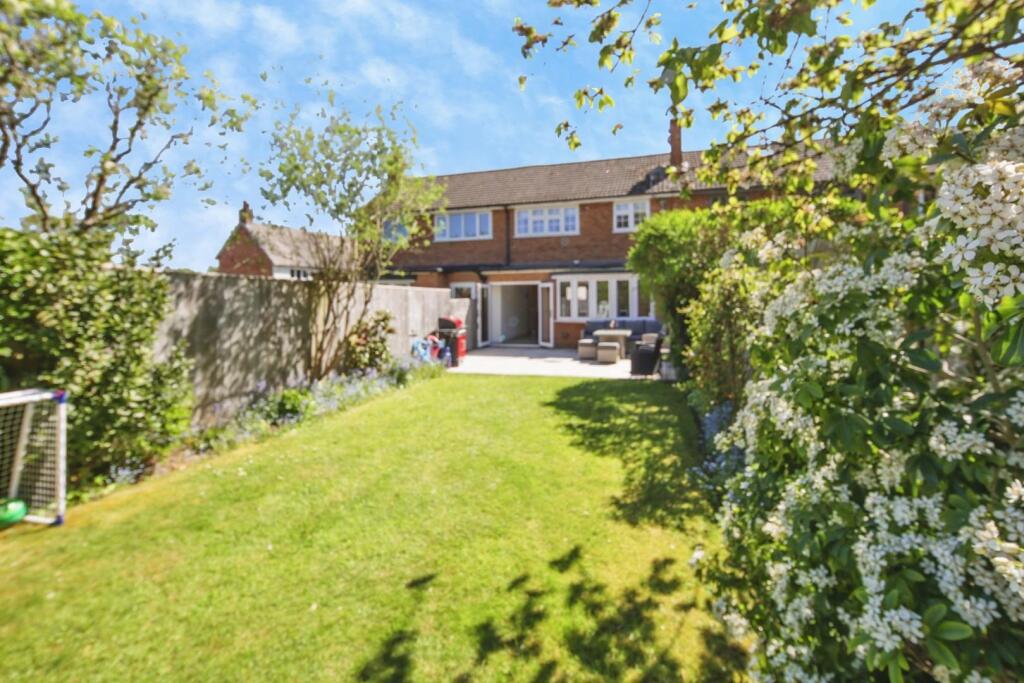 Additional image 5 of Fennis Close, Dorridge, Solihull