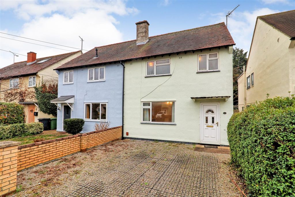 3 bed semi-detached house for saleGunhild Close, Cambridge CB1