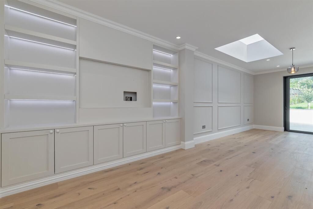 Batchwood Drive, St. Albans photo 5