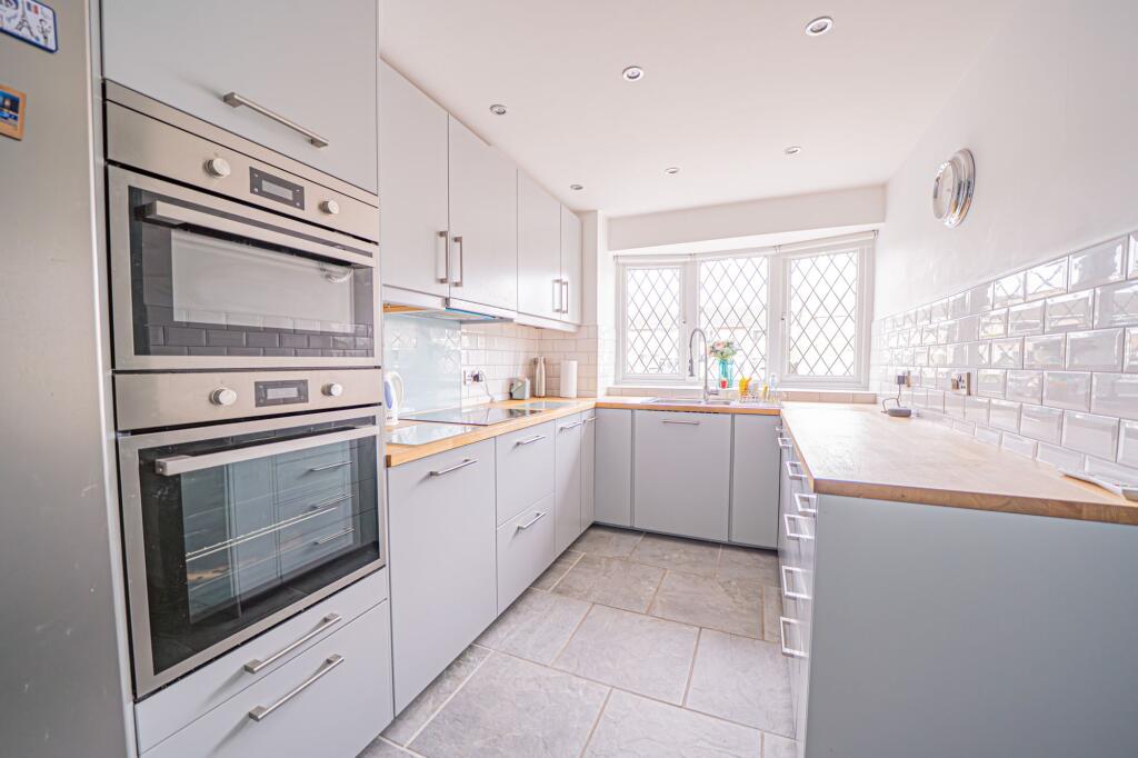 Rowood Drive, Solihull, B92 photo 2