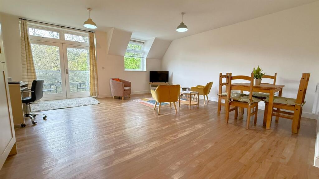 Additional image 3 of 28 Griffin Close, Northfield, Birmingham