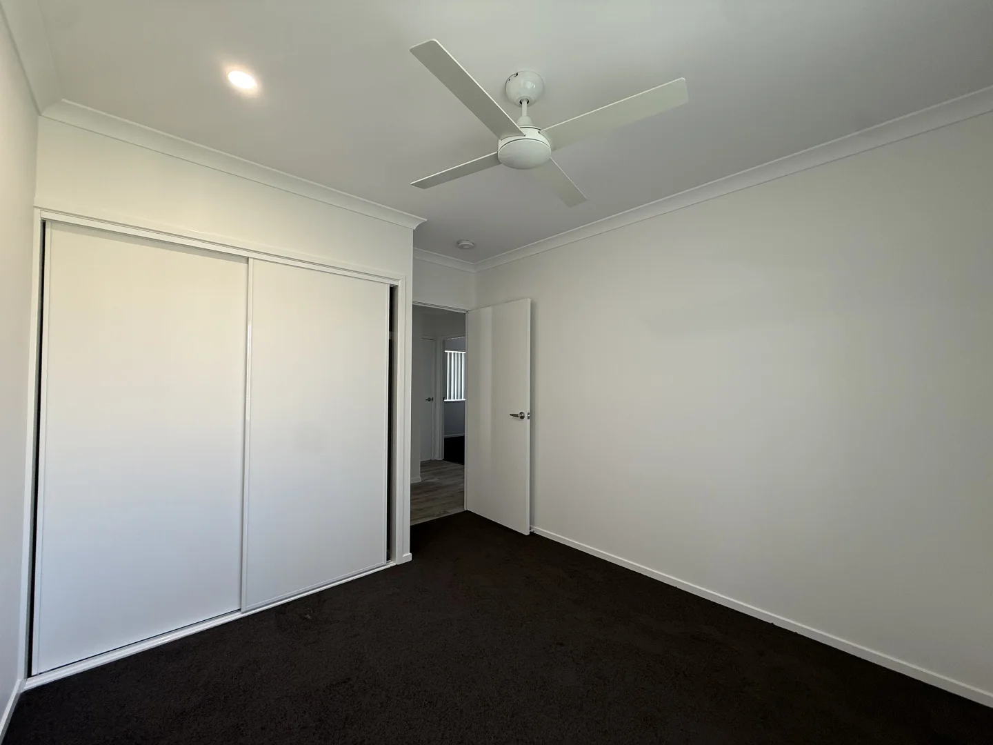 8 Summer Drive, Wondunna QLD 4655 photo 4