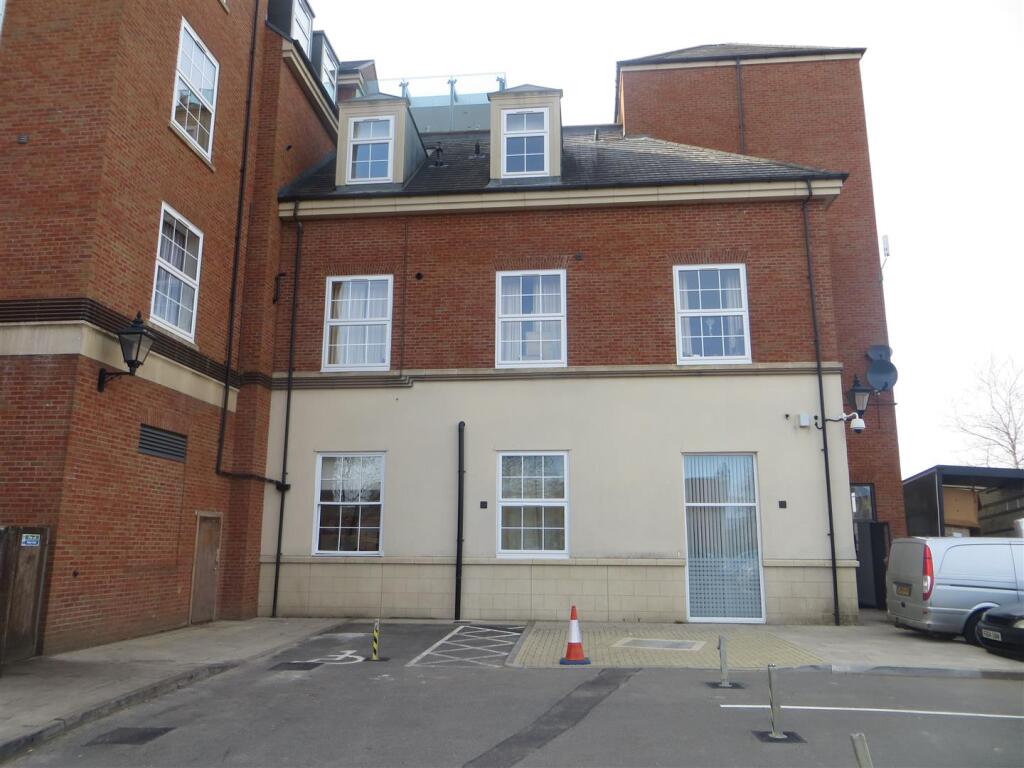 Main Street, Dickens Heath, Solihull