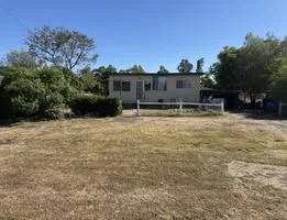 16 Taylor Street, Warra QLD 4411