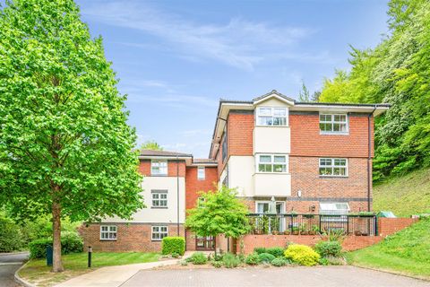 Hazel Way, Chipstead, Coulsdon CR5