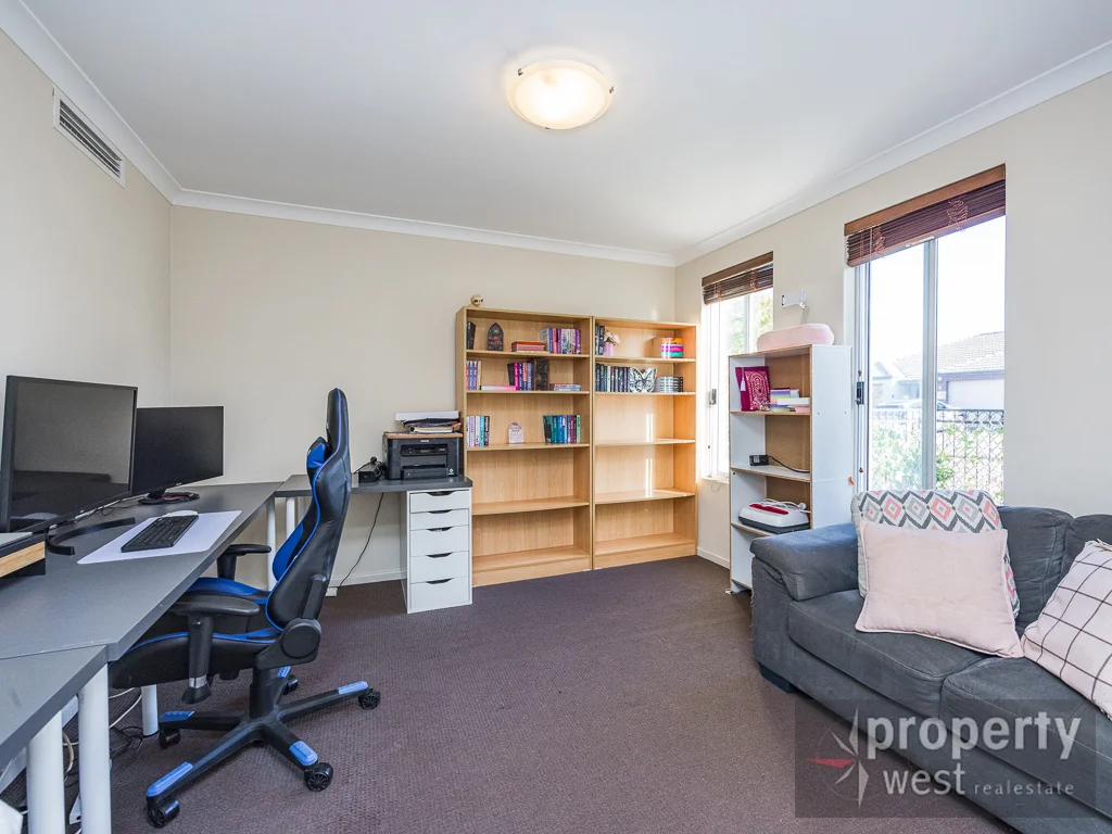 Additional image 3 of 16 Cherokee Green, Clarkson WA 6030