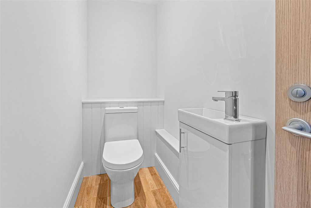 Additional image 8 of 4 bed end terrace house for saleVyner Street, York YO31