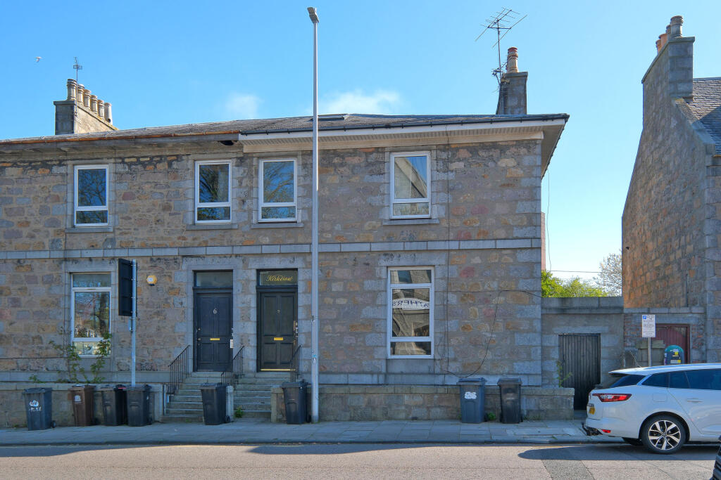 5 Caroline Place, Rosemount, Aberdeen, AB25