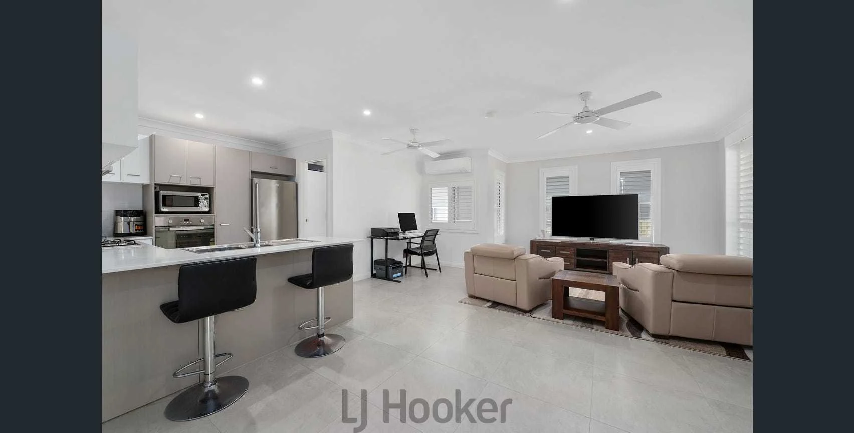 3 Sylvia Place, Mount Hutton NSW 2290 photo 2