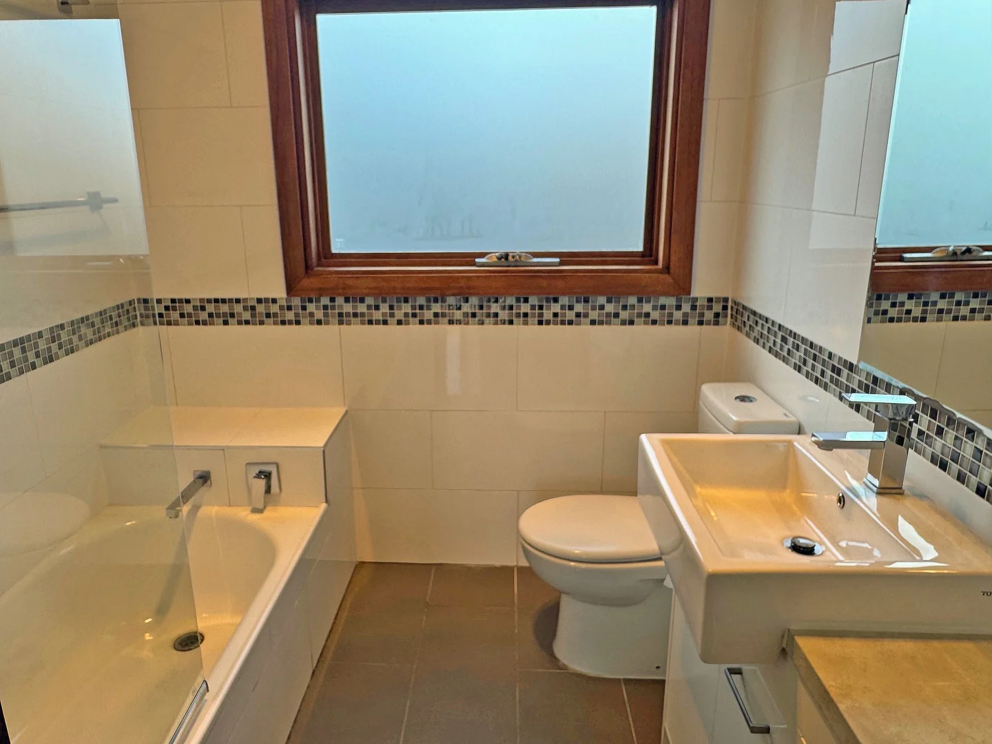 Additional image 3 of 1/4 Beaufort Court, Ashburton VIC 3147