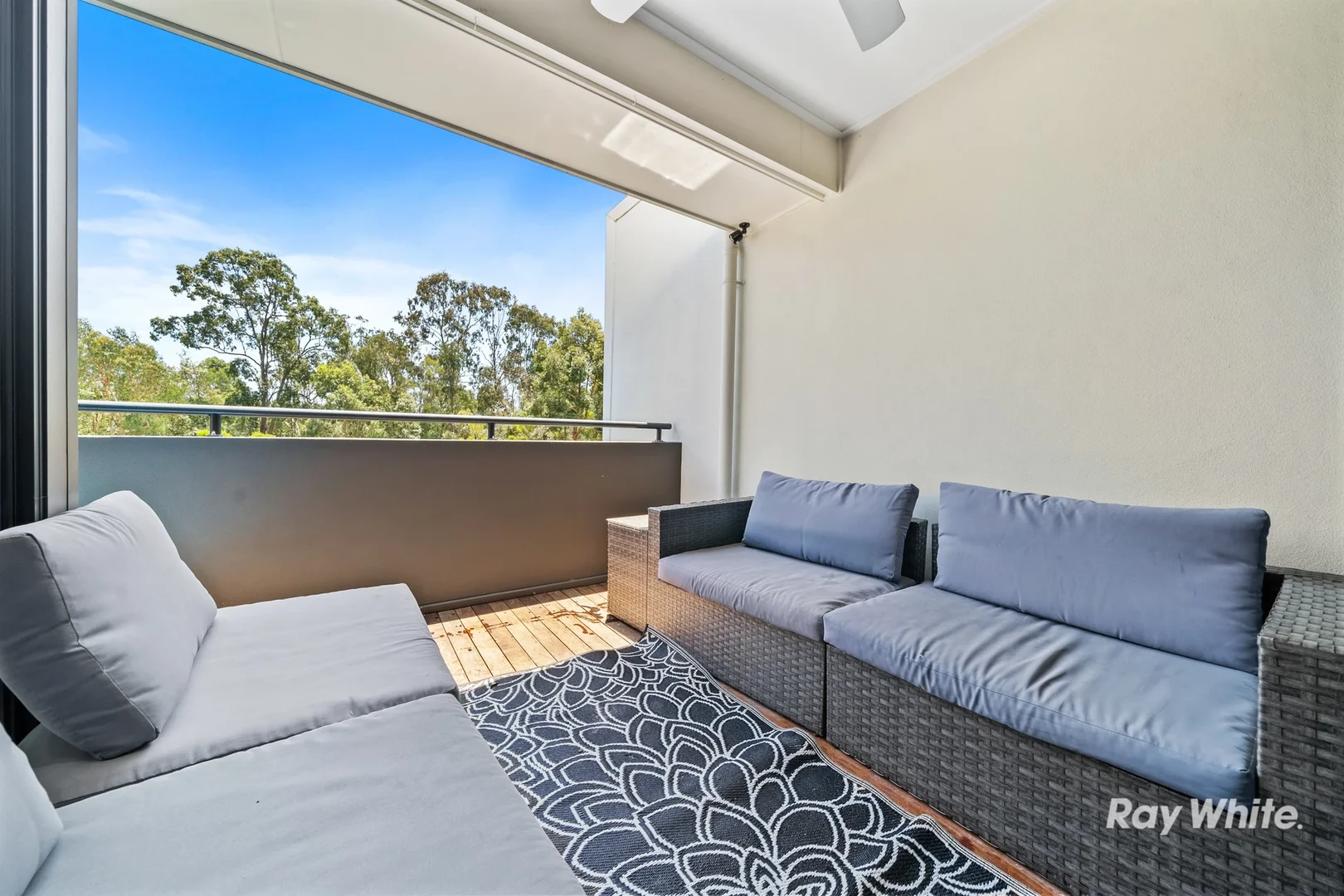 20 Garragull Drive, Yarrabilba QLD 4207 photo 5