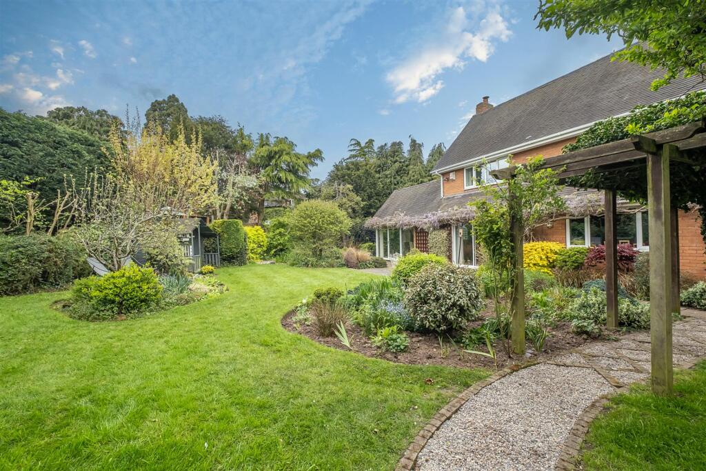 Additional image 38 of Clements Lane, Elford, Tamworth