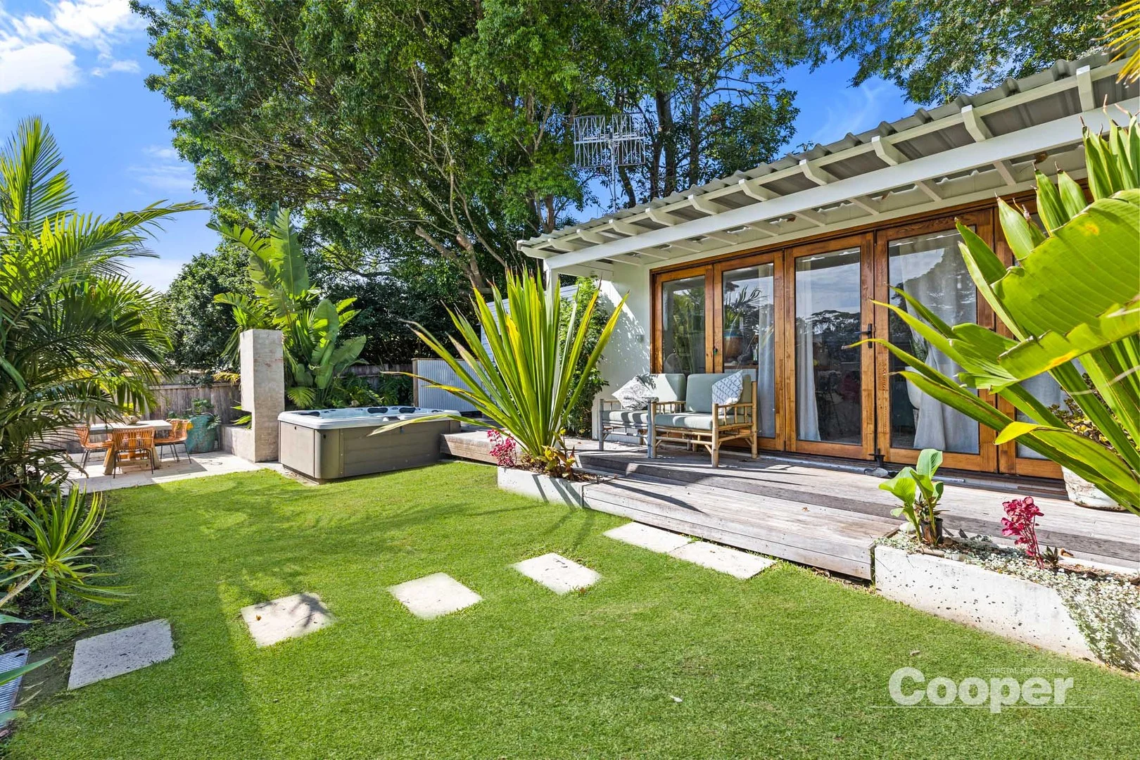52 Wallaroy Drive, Burrill Lake NSW 2539
