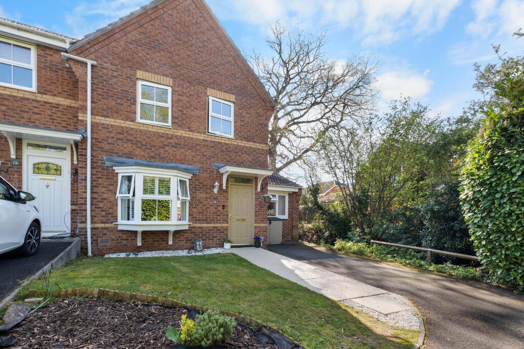 Royal Worcester Crescent, Bromsgrove B60 2TJ