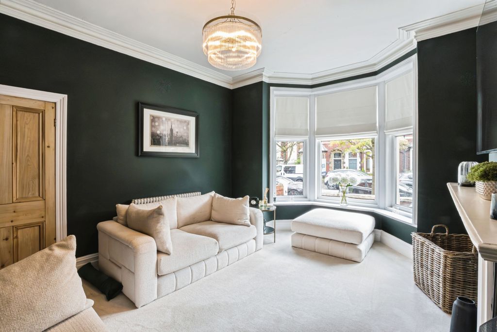 Additional image 5 of 4 bed terraced house for saleGlen Eldon Road, Lytham St. Annes FY8