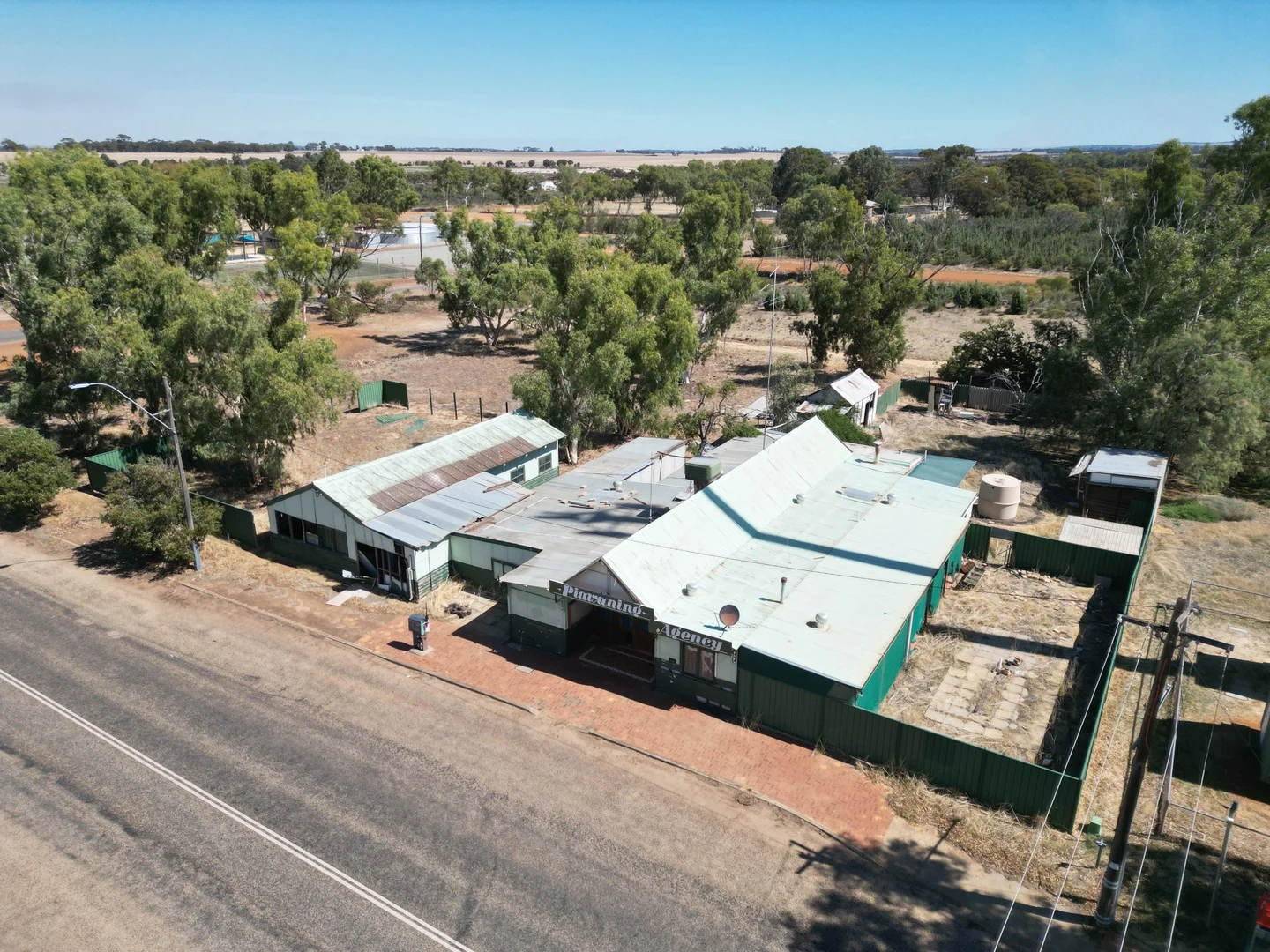 27 Denton Street, Piawaning WA 6572