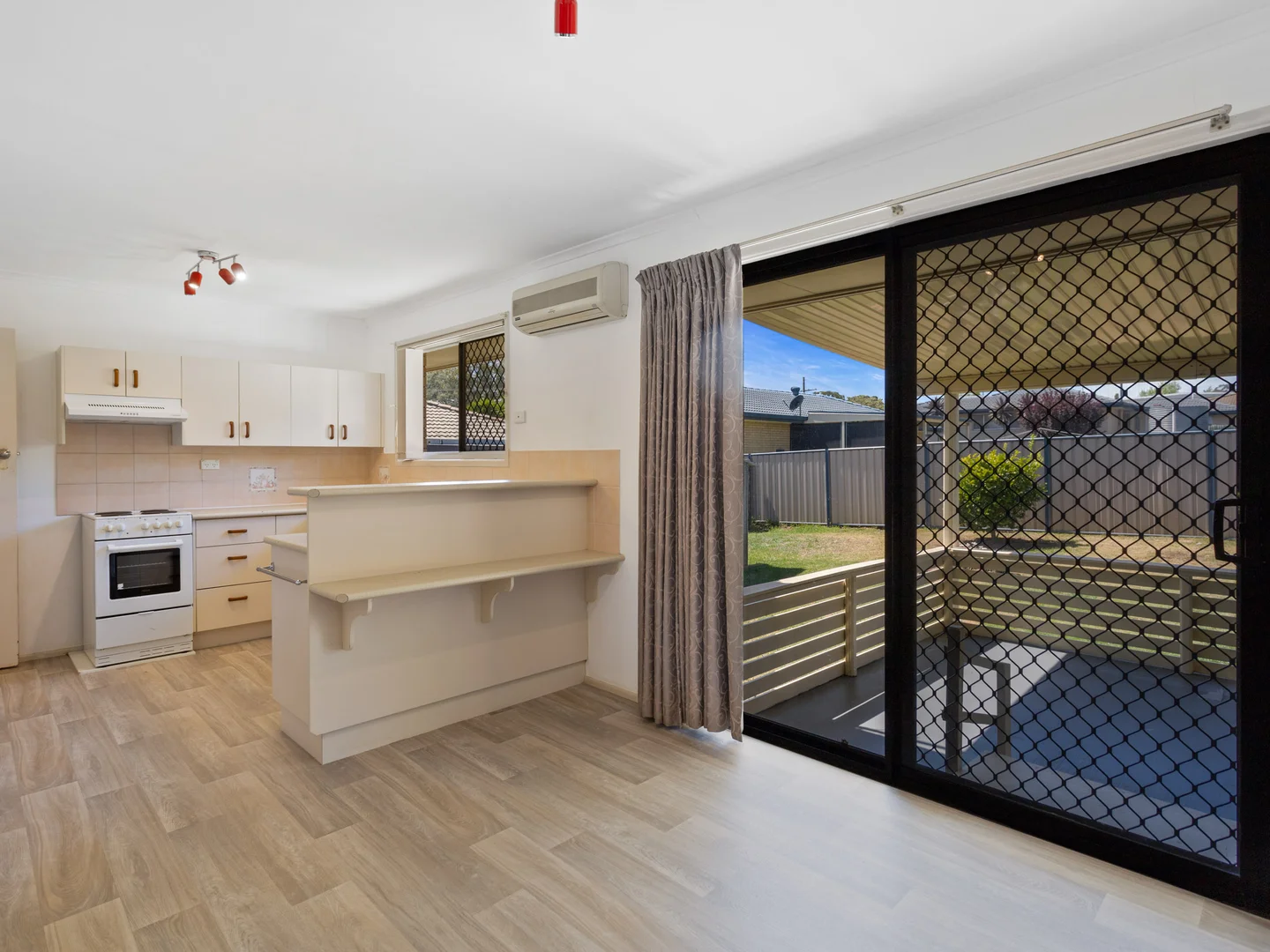 Additional image 3 of 368 Hume Street, Centenary Heights QLD 4350