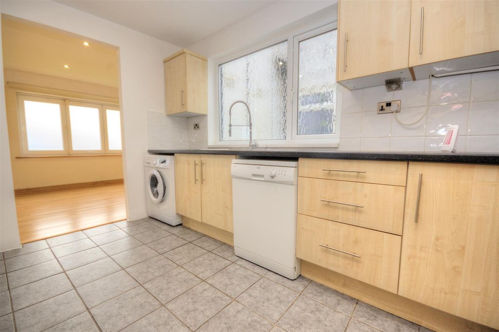 Additional image 7 of 2 bed flat for saleBurbo Bank Road South, Liverpool L23