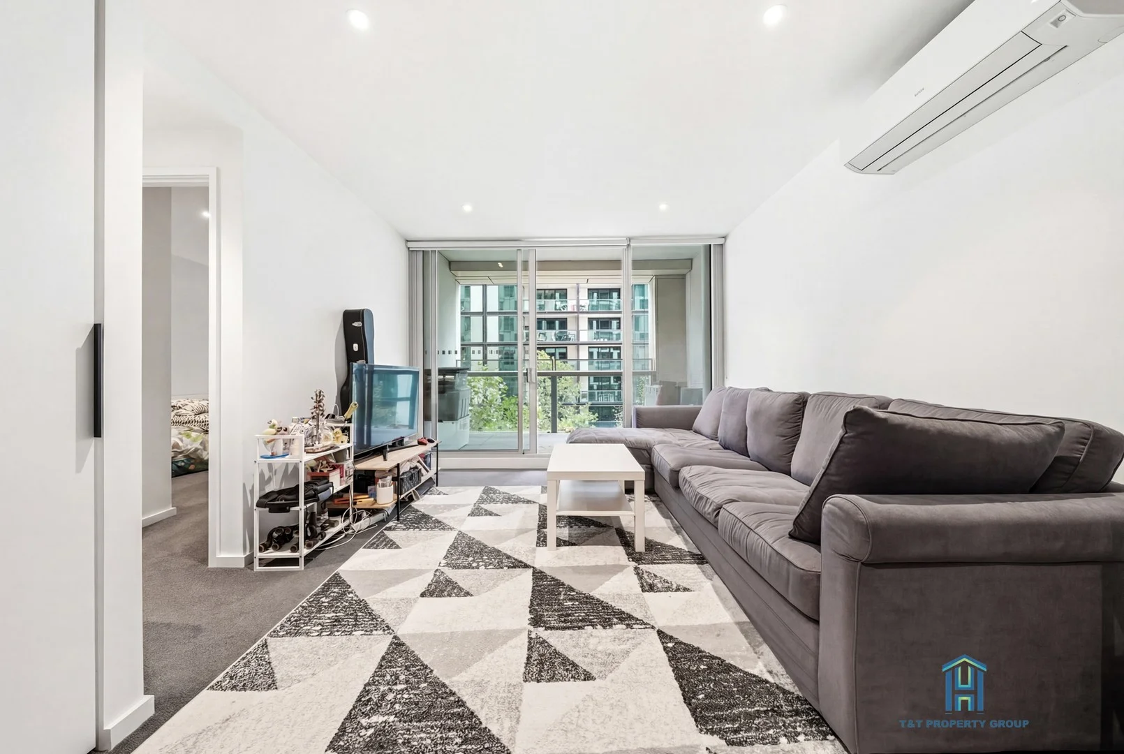 204E/888 Collins Street, Docklands VIC 3008