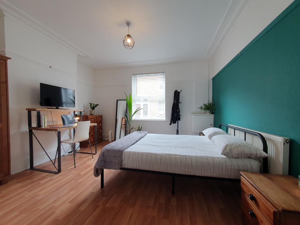 Additional image 5 of Reservoir Retreat - 4 bed, Edgbaston, West Midlands, B16
