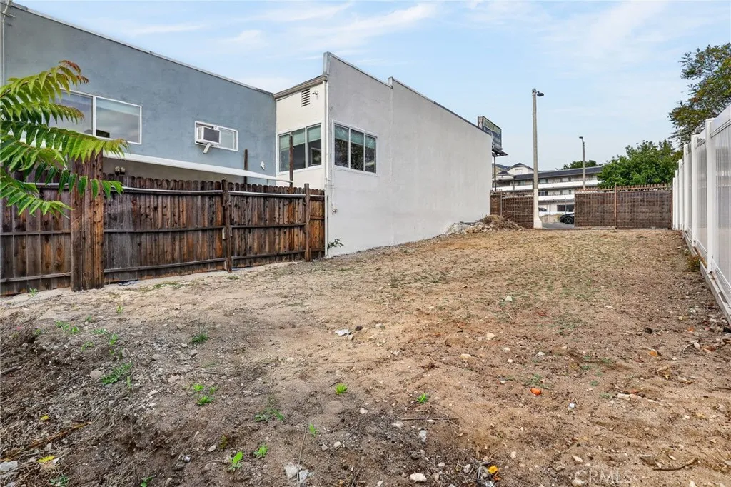 Additional image 29 of 9939 Commerce Avenue, Tujunga, CA 91042