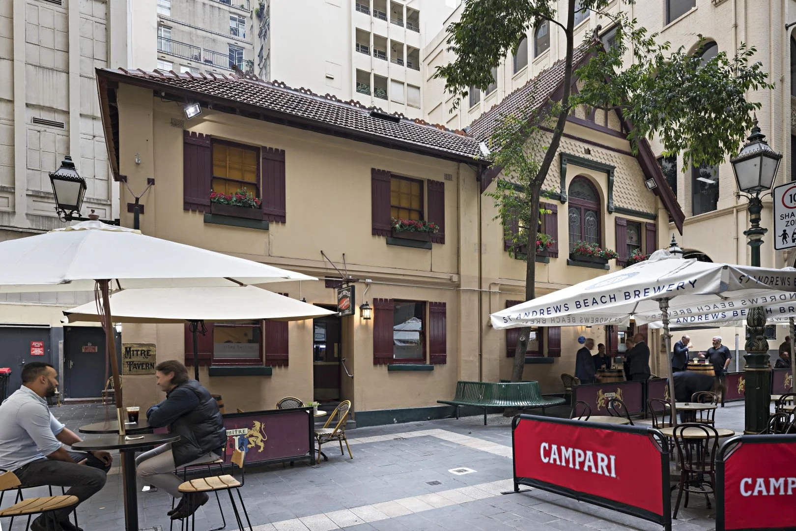 Additional image 11 of 304/18-20 Bank Pl, Melbourne VIC 3000