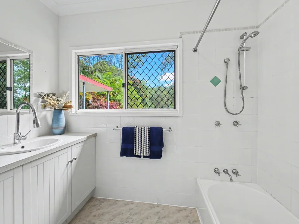 Additional image 14 of 115 Cudgerie Drive, Black Mountain QLD 4563