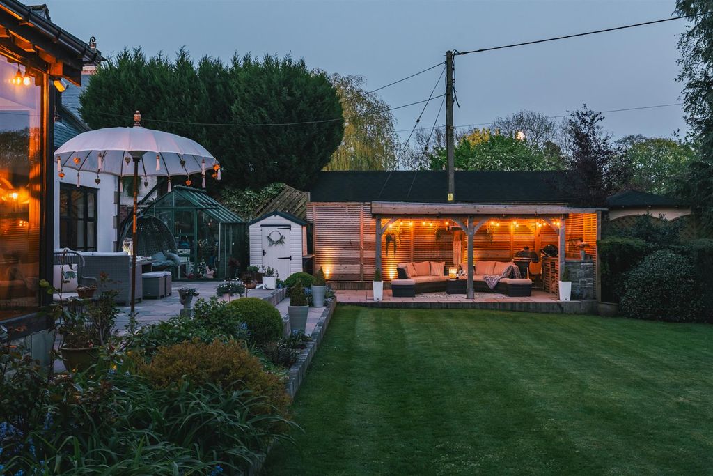 Additional image 62 of 4 bed detached house for saleOld Hay Lane, Sheffield S17