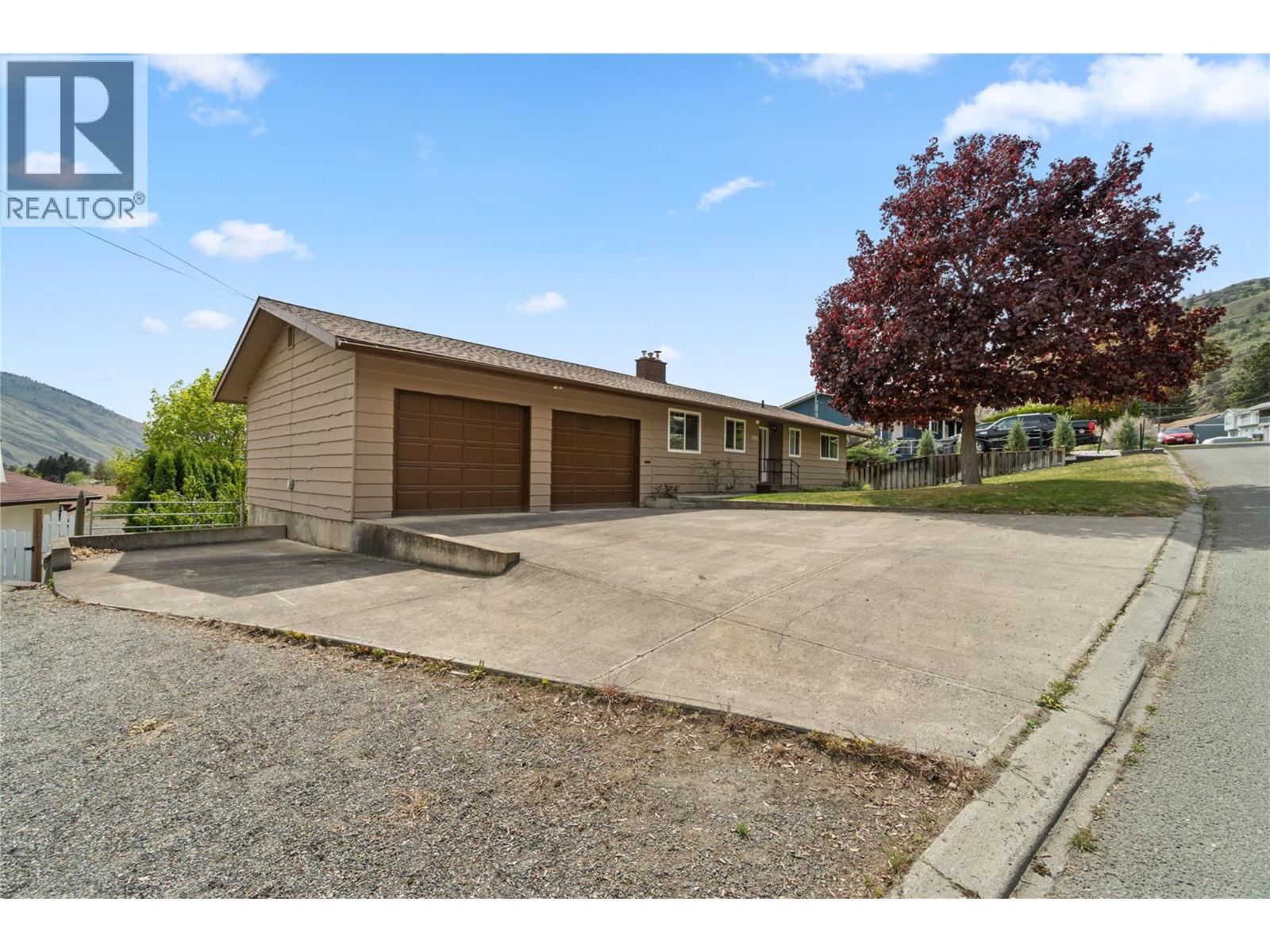 Additional image 2 of 925 Sicamore Drive, Kamloops, BC, V2B8B7