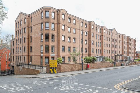 Dalhousie Court, 42 West Graham Street 4/8, Glasgow G4