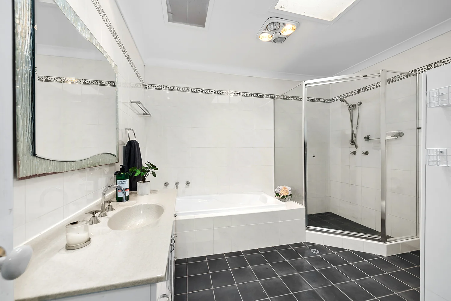 Additional image 18 of 1525 The Northern Road, Bringelly NSW 2556