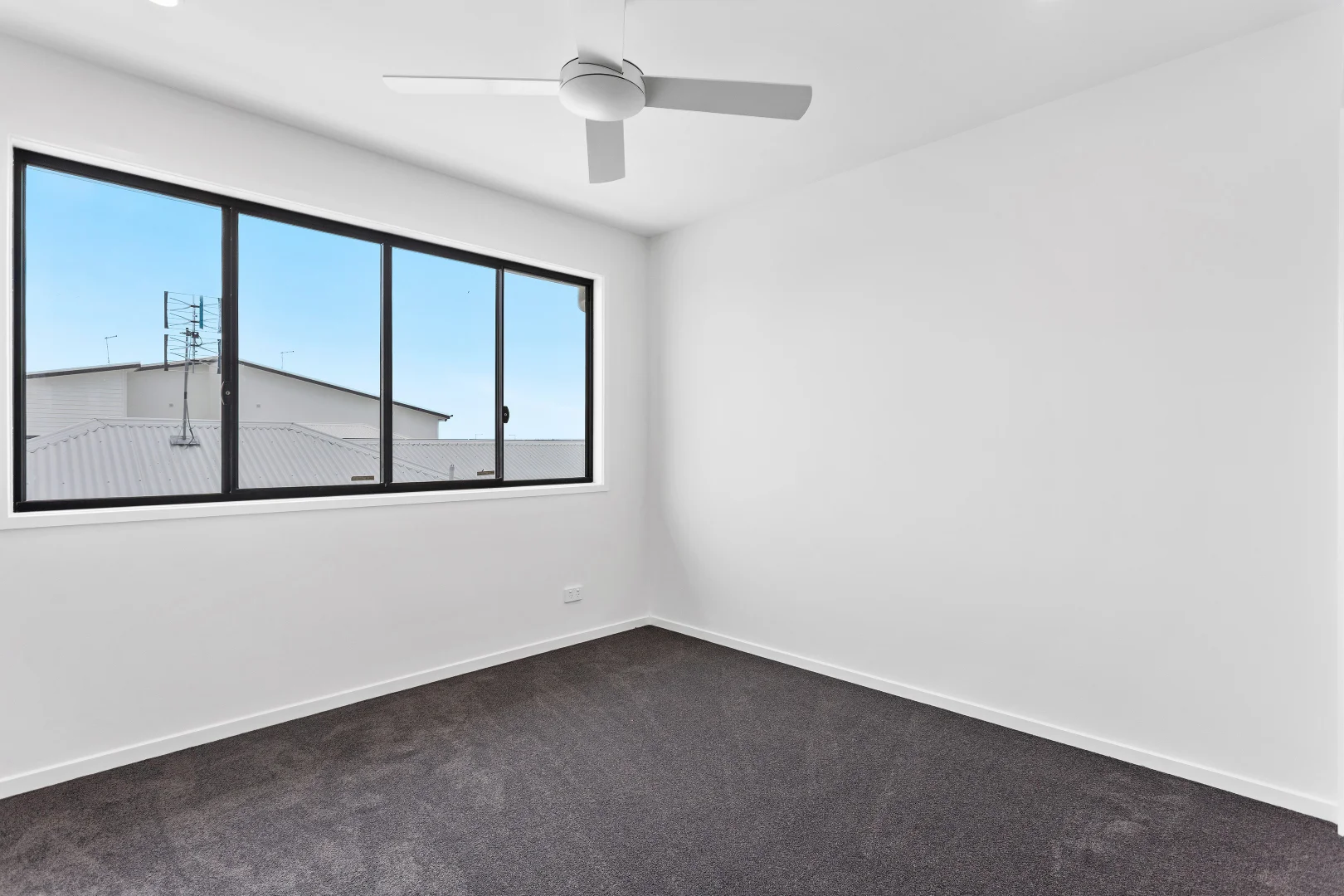 1/2 Kirsten Circuit, Nirimba QLD 4551 photo 5