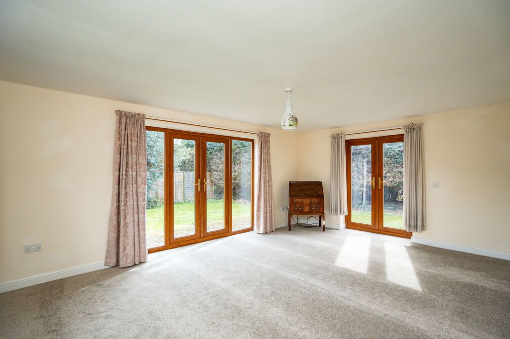 Additional image 5 of 3 bed bungalow for saleLink Elm Place, Malvern, Worcestershire WR14