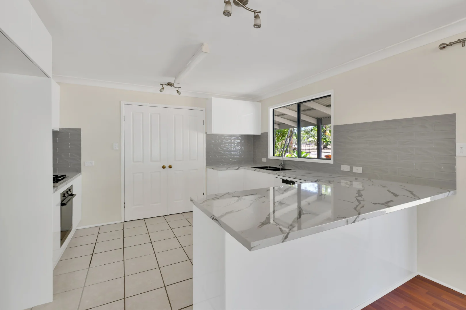 Additional image 2 of 11 Bond Court, Kensington Grove QLD 4341