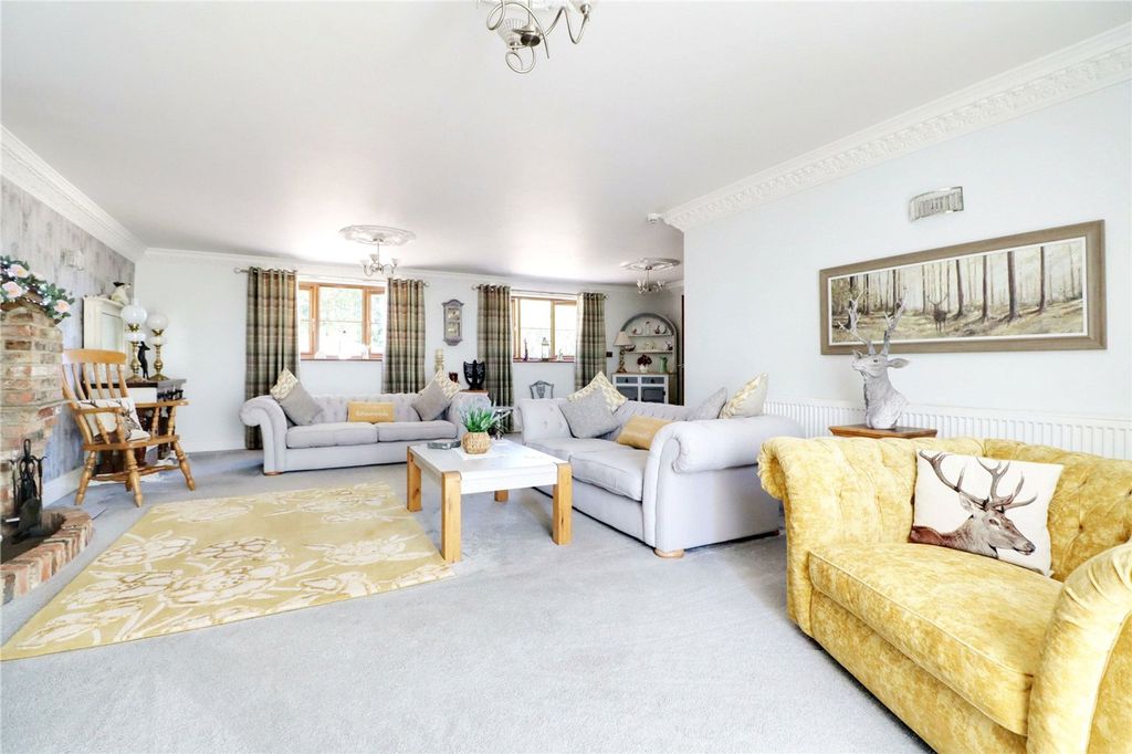 Additional image 9 of 6 bed detached house for saleGodnow Bridge, Crowle DN17