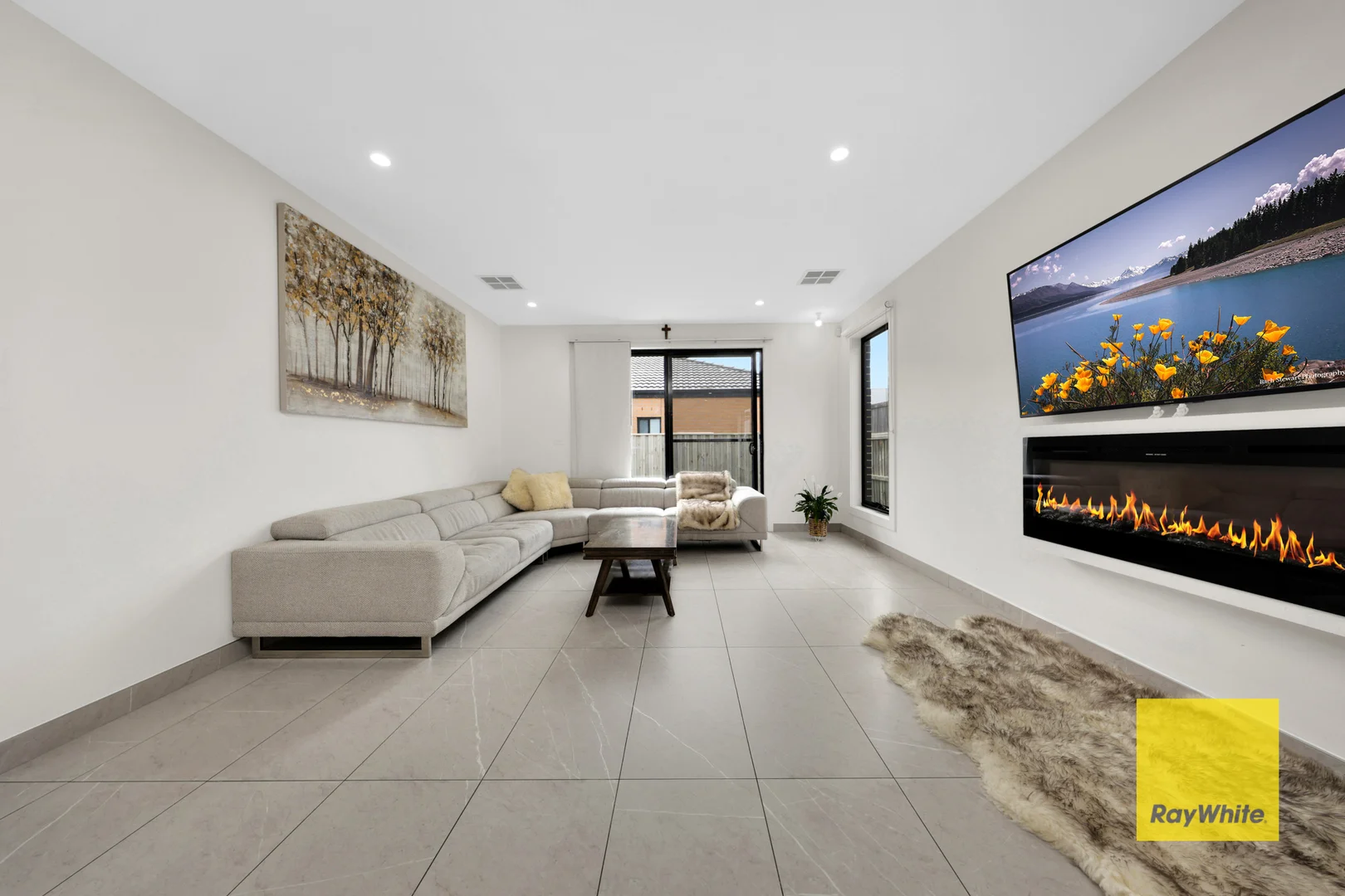 77 Alexo Road, Mickleham VIC 3064 photo 2