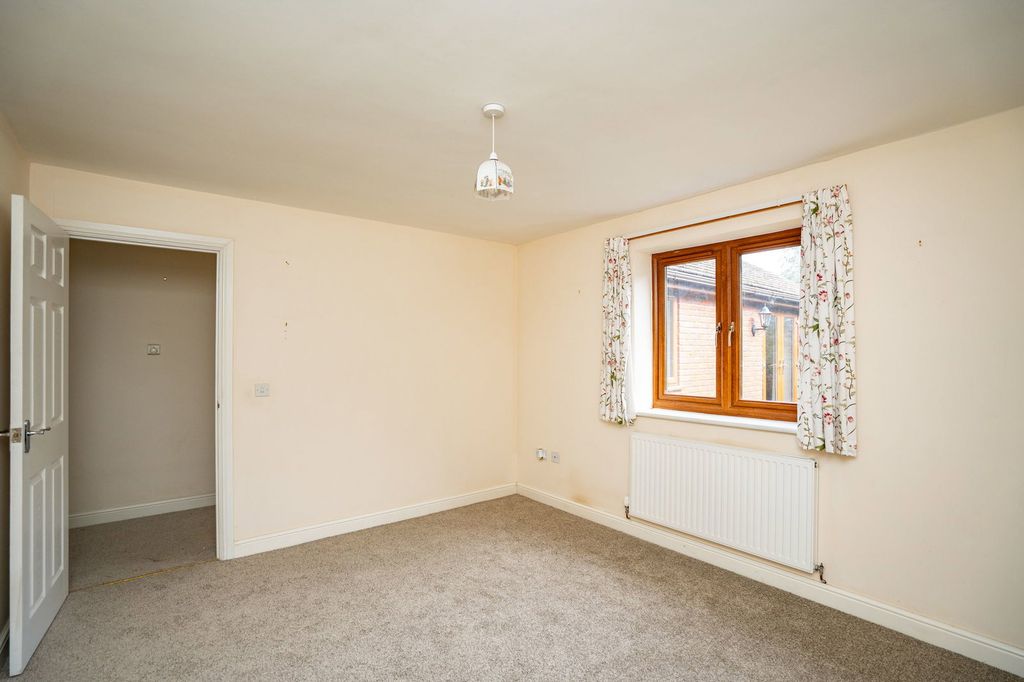 Additional image 14 of 3 bed bungalow for saleLink Elm Place, Malvern, Worcestershire WR14