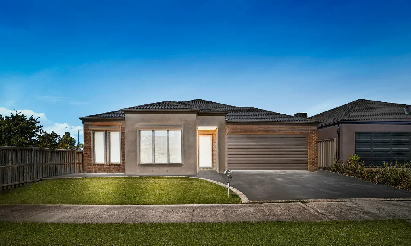 16 Barringo Way, Caroline Springs VIC 3023