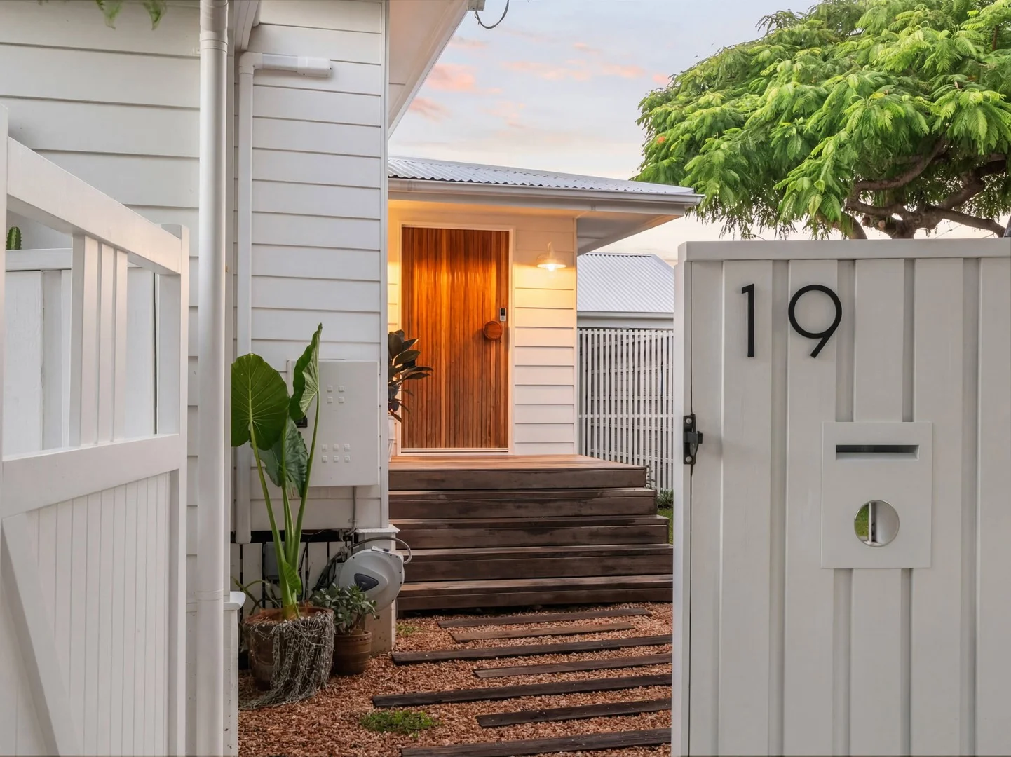 19 Seventeenth Avenue, Brighton QLD 4017