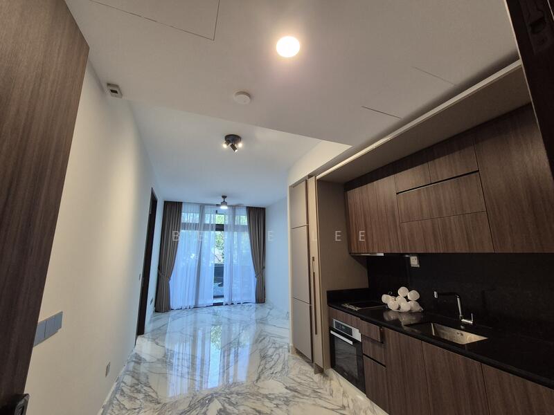 188 Holland Road photo 5